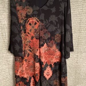 Soft Surroundings Orange and Black 3/4 Sleeve Dress